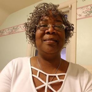 Meet your Posher, Angie